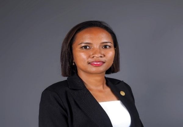 Dr. Ravaka Felandranja Andriatsitohaina